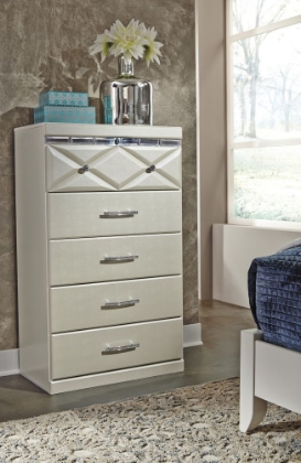 Picture of Dreamur Chest of Drawers