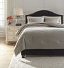 Picture of Aracely Queen Comforter Set