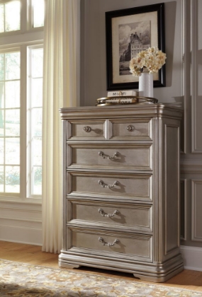 Picture of Birlanny Chest of Drawers