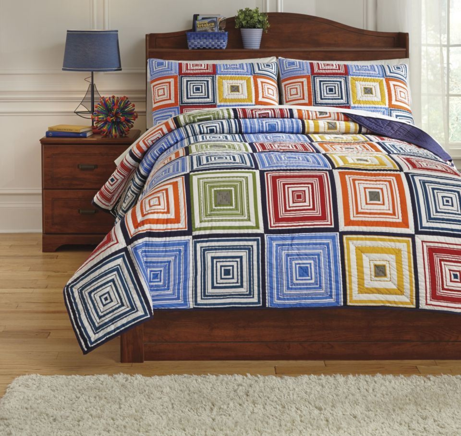 Picture of Tazzoni Full Coverlet Set