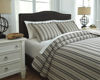 Picture of Navarre Queen Duvet Cover Set