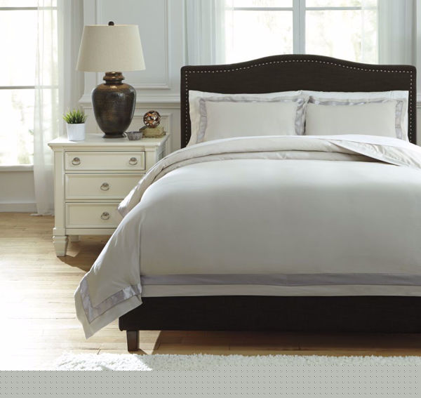 Picture of Farday Queen Duvet Cover Set