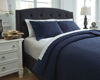 Picture of Alecio Queen Quilt Set