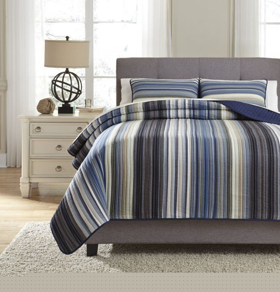 Picture of Jayson King Quilt Set