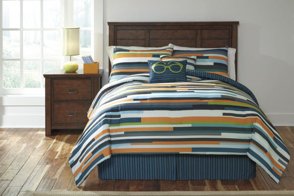 Picture of Seventy Full Comforter Set