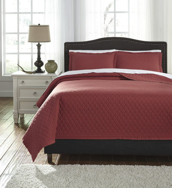 Picture of Alecio King Quilt Set