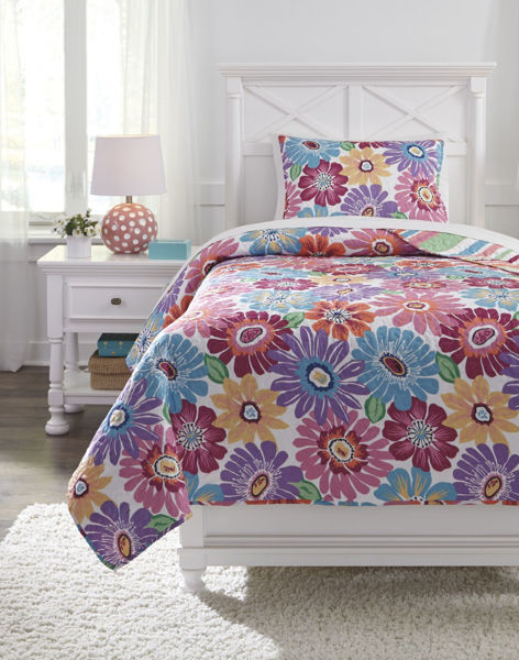 Picture of Alexei Quilt Set