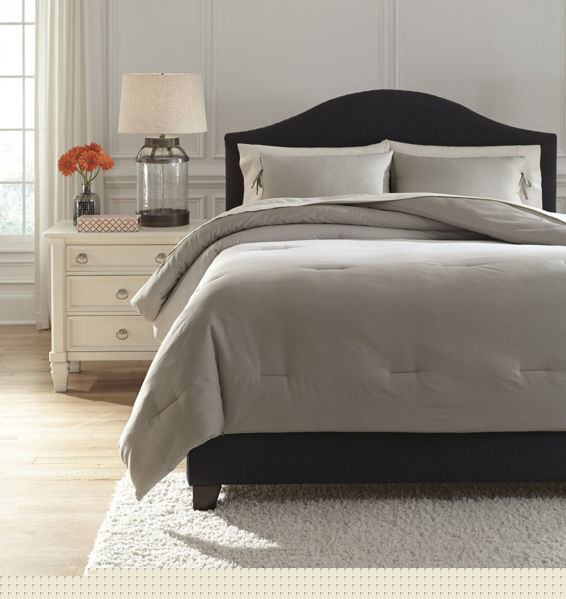 Picture of Aracely Comforter Set