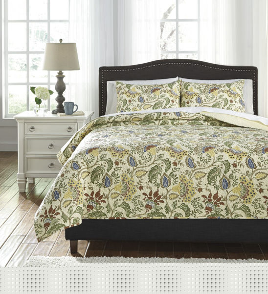 Picture of Damyan Coverlet Set