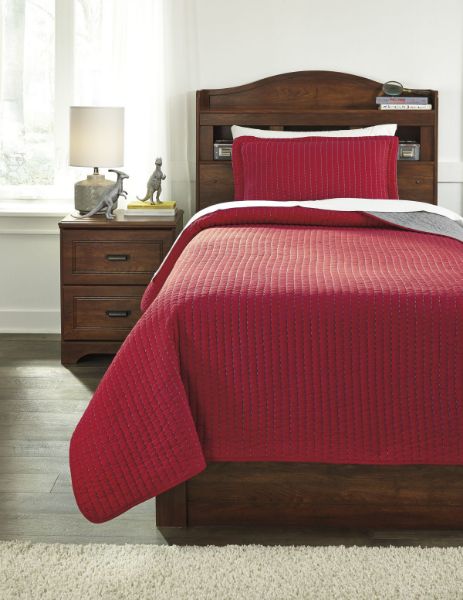 Picture of Dansby Coverlet Set