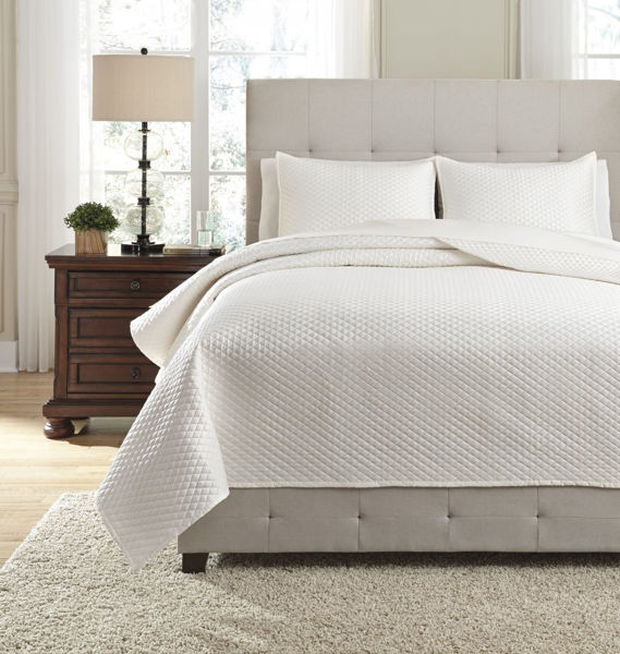 Picture of Dietrick Quilt Set