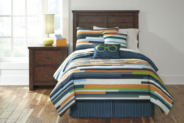 Picture of Seventy Comforter Set