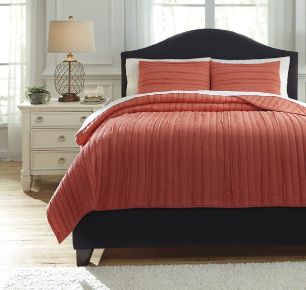 Picture of Solsta Coverlet Set