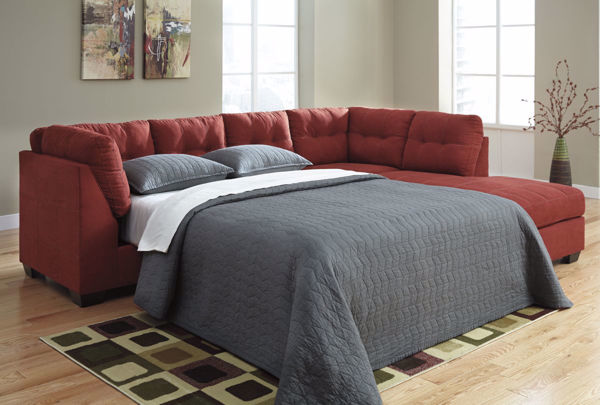 Picture of Maier Sectional with Sleeper