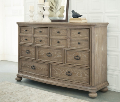 Picture of Ollesburg Dresser