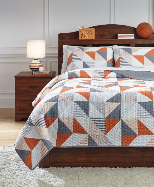 Picture of Layne Full Coverlet Set