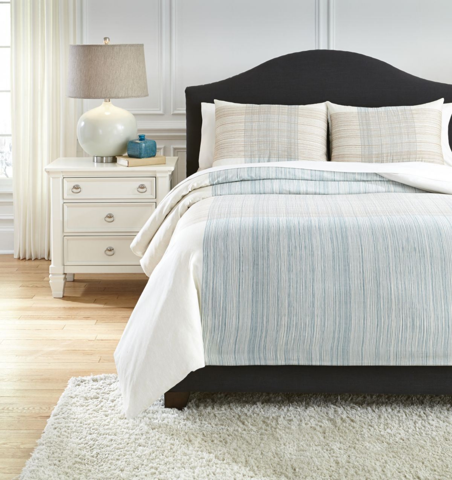 Picture of Jenae Duvet Covet Set