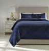 Picture of Linette Queen Quilt Set