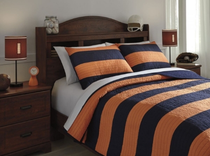 Picture of Nixon Coverlet Set