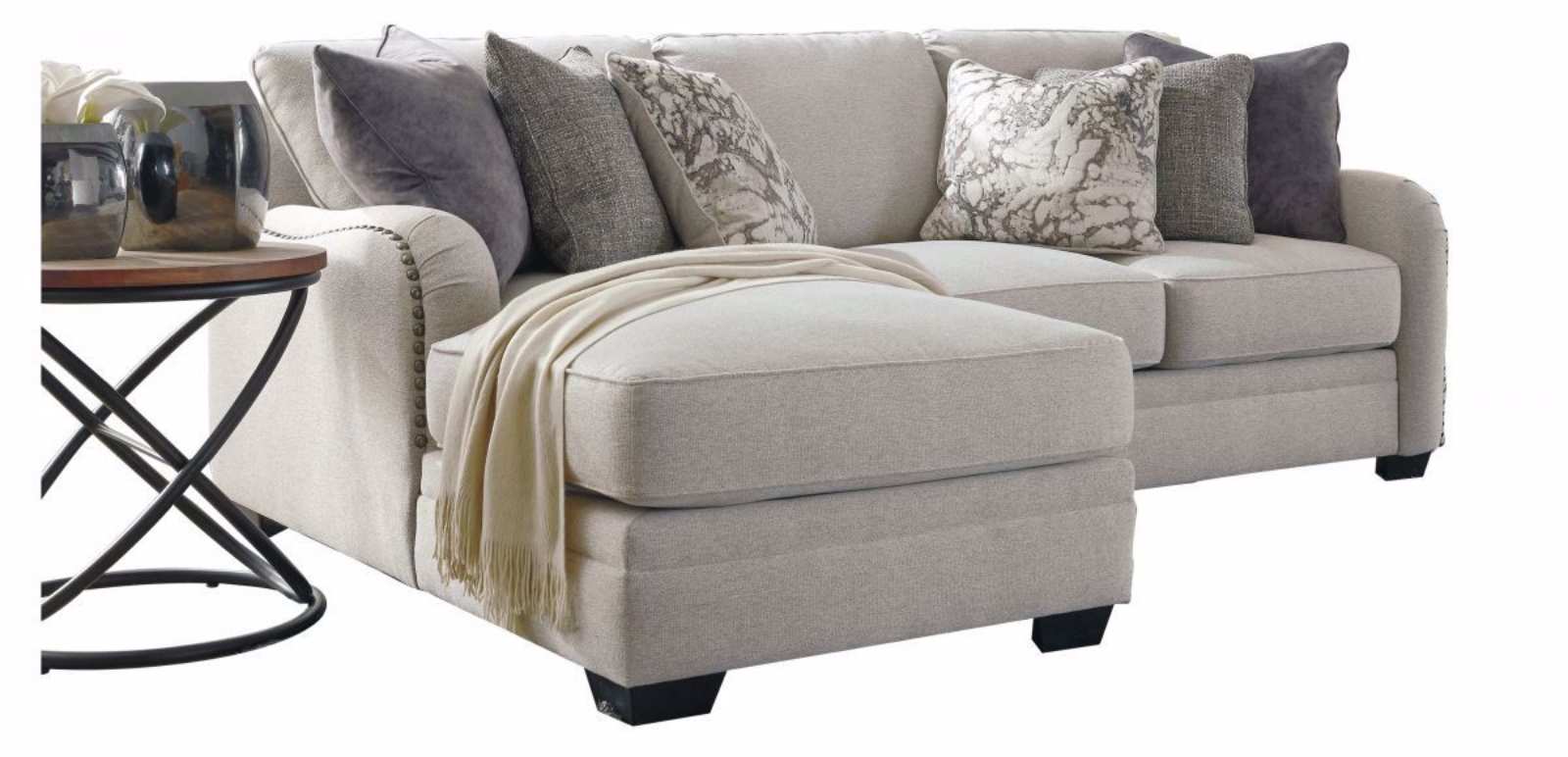Picture of Dellara Sectional