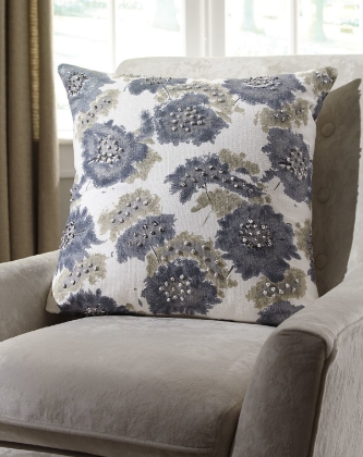 Picture of Glisan Accent Pillow