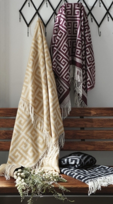Picture of Anitra Throw Blanket