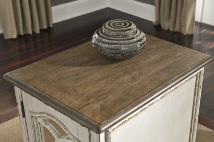 Picture of Realyn End Table