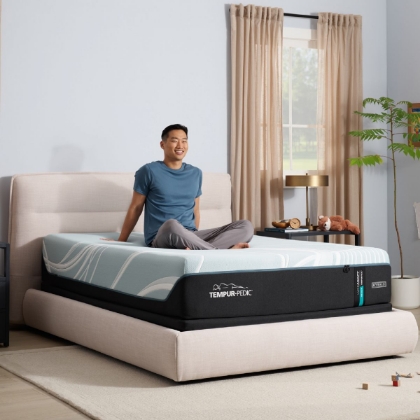 Picture of LuxeAdapt 2.0 Medium Hybrid King Mattress